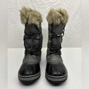 Sorel boots kids size 1 for little boy